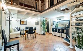 Via Dei Cestari Loft